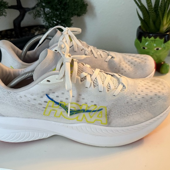 Hoka Mach 6 White and Yellow Men's Athletic Shoes - Picture 7 of 7